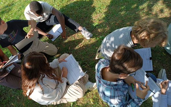 Cours de sciences dehors ☼